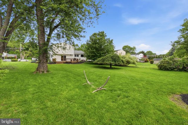 81 CHEROKEE RD, Doylestown, PA 18901