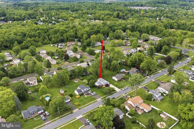 81 CHEROKEE RD, Doylestown, PA 18901