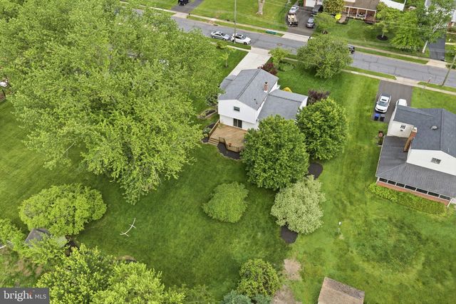 81 CHEROKEE RD, Doylestown, PA 18901