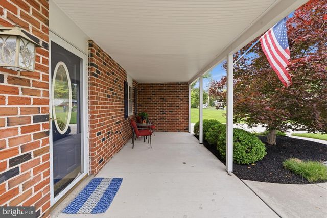 81 CHEROKEE RD, Doylestown, PA 18901