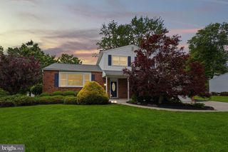 81 CHEROKEE RD, Doylestown, PA 18901