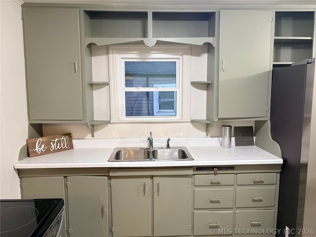 505 W 5th Street, Skiatook, OK 74070