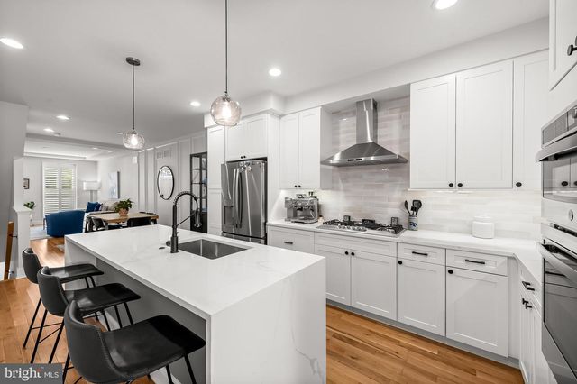 710 S BAYLIS ST, Baltimore, MD 21224