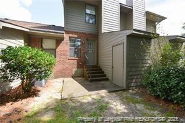 135 Villa Drive, Fayetteville, NC 28311