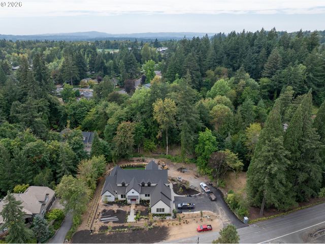 13801 GOODALL Rd 3, Lake Oswego, OR 97034