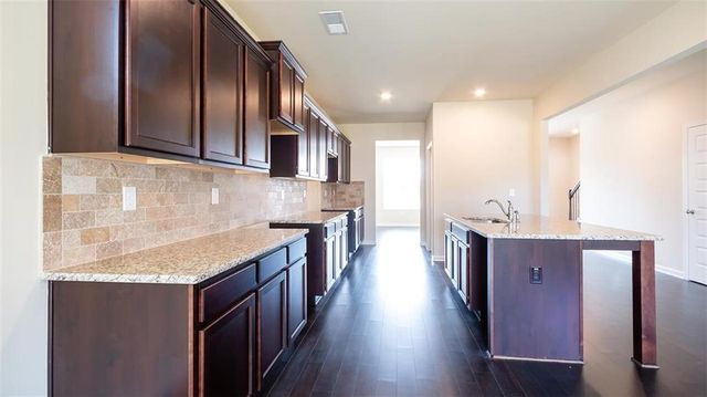 76 Mulberry Bush Drive, Loganville, GA 30052