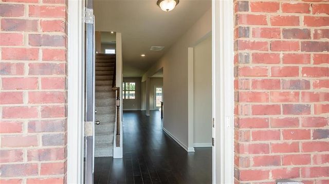 76 Mulberry Bush Drive, Loganville, GA 30052
