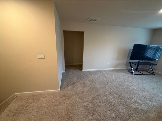 76 Mulberry Bush Drive, Loganville, GA 30052