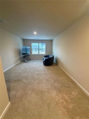 76 Mulberry Bush Drive, Loganville, GA 30052