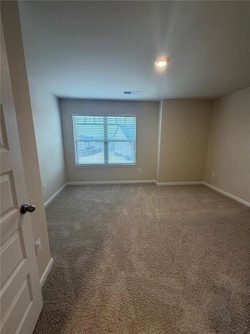 76 Mulberry Bush Drive, Loganville, GA 30052