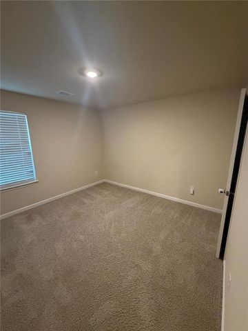 76 Mulberry Bush Drive, Loganville, GA 30052