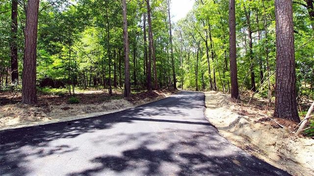 76 Mulberry Bush Drive, Loganville, GA 30052