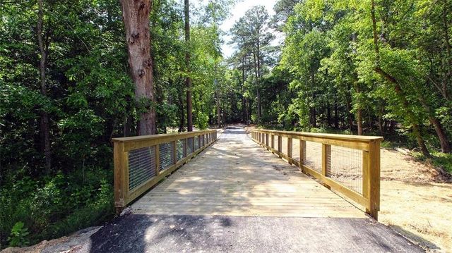 76 Mulberry Bush Drive, Loganville, GA 30052