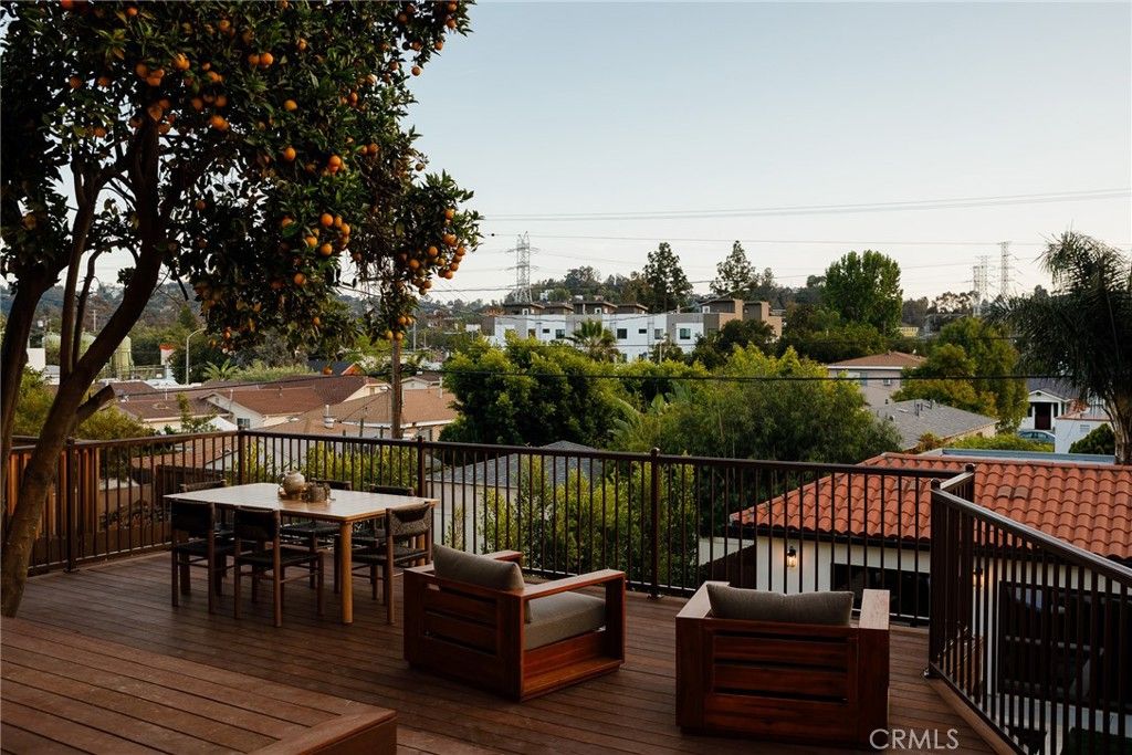 Image 28 of property listing at 3144 Atwater, Los Angeles, CA 90039
