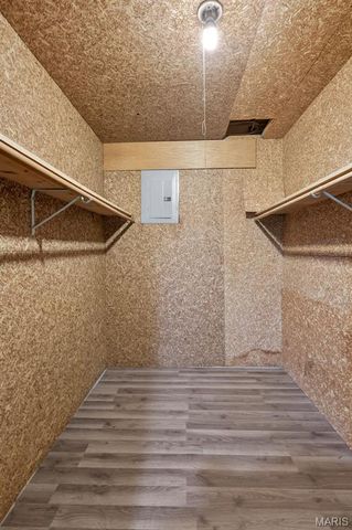 1040 Apricot Drive, St Charles, MO 63301