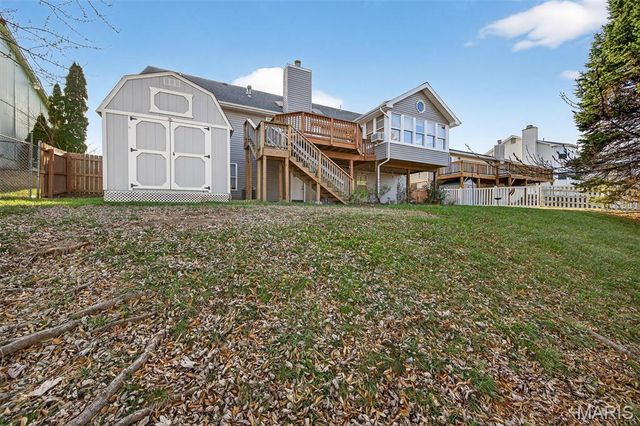 1040 Apricot Drive, St Charles, MO 63301