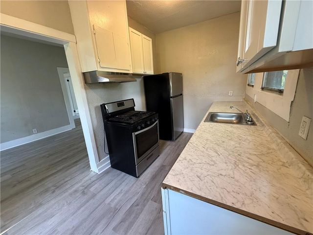 610 Dauphin Island Parkway, Mobile, AL 36606