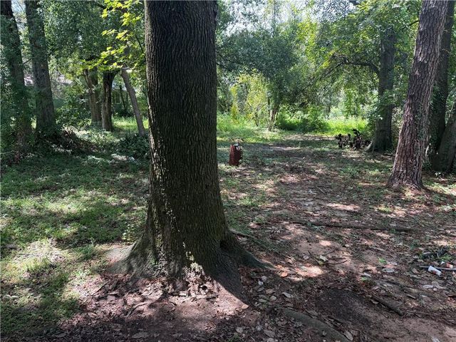 610 Dauphin Island Parkway, Mobile, AL 36606