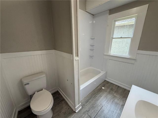 610 Dauphin Island Parkway, Mobile, AL 36606