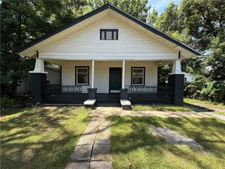 610 Dauphin Island Parkway, Mobile, AL 36606