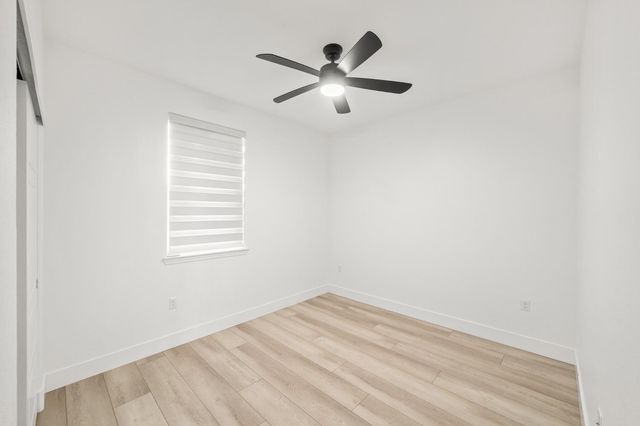5966 Wave St, Sacramento, CA 95835
