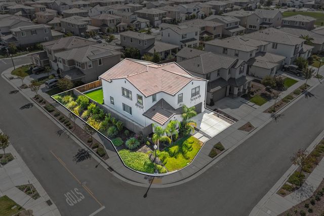 5966 Wave St, Sacramento, CA 95835