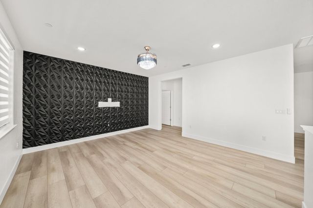 5966 Wave St, Sacramento, CA 95835