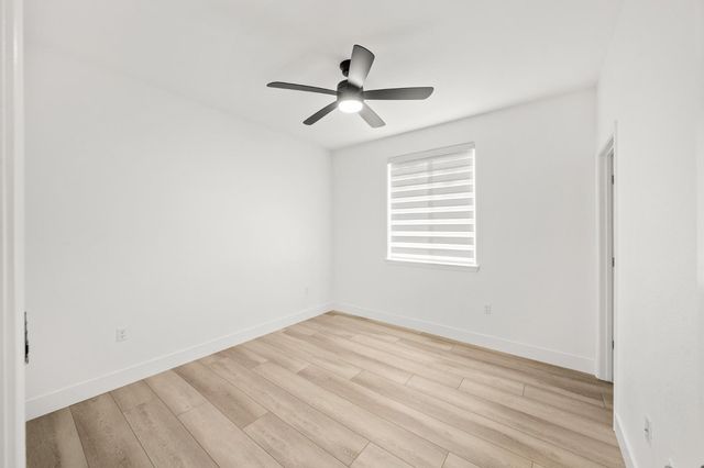 5966 Wave St, Sacramento, CA 95835