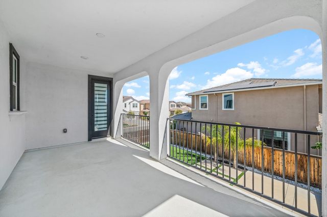 5966 Wave St, Sacramento, CA 95835