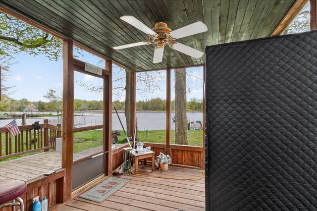 10131 Birch Drive, Riverdale, MI 48877