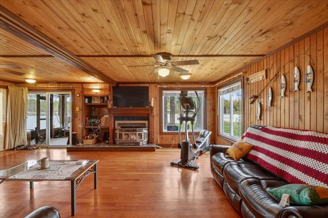 10131 Birch Drive, Riverdale, MI 48877