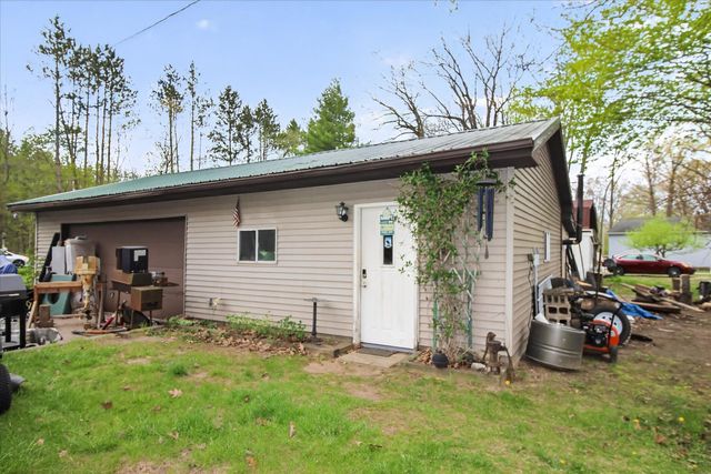 10131 Birch Drive, Riverdale, MI 48877