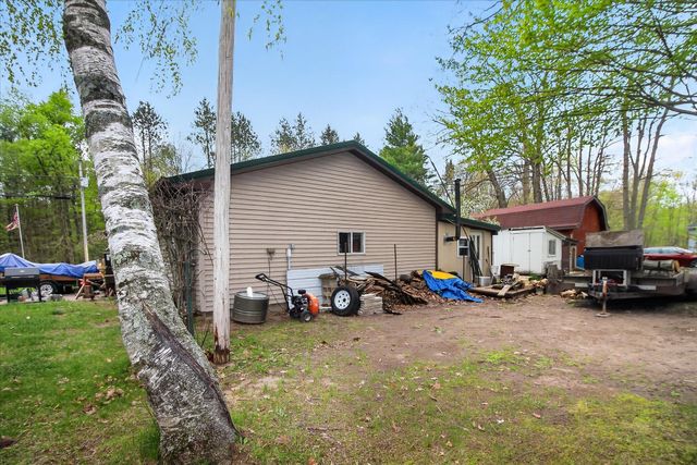 10131 Birch Drive, Riverdale, MI 48877