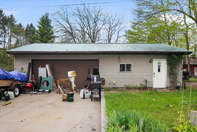 10131 Birch Drive, Riverdale, MI 48877