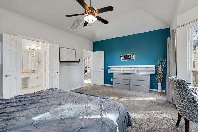 306 Calhoun Street, Glenn Heights, TX 75154