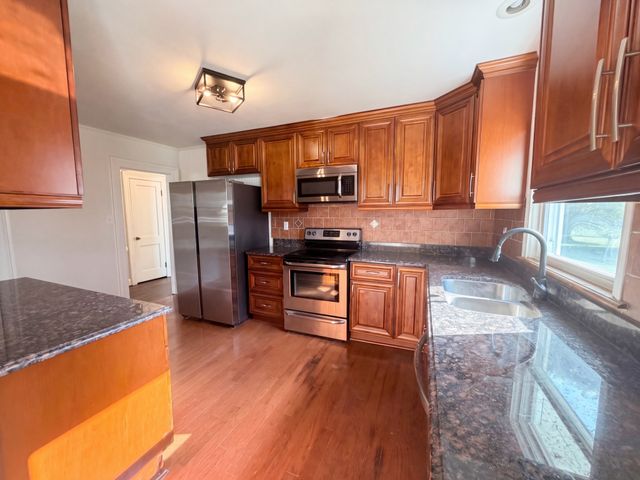 415 Hawkins Rd, Clarksville, TN 37040