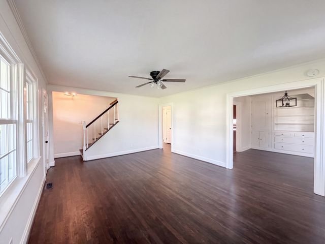 415 Hawkins Rd, Clarksville, TN 37040