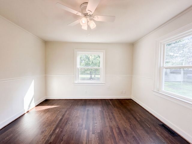 415 Hawkins Rd, Clarksville, TN 37040