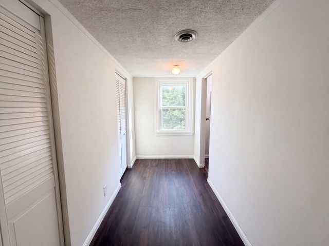 415 Hawkins Rd, Clarksville, TN 37040