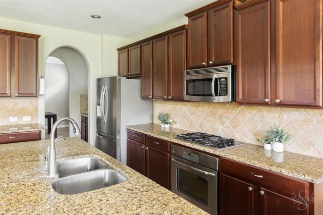 28022 Barberry Banks Lane, Fulshear, TX 77441