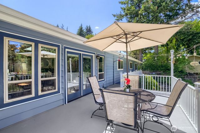 6332 NE 196th Street, Kenmore, WA 98028