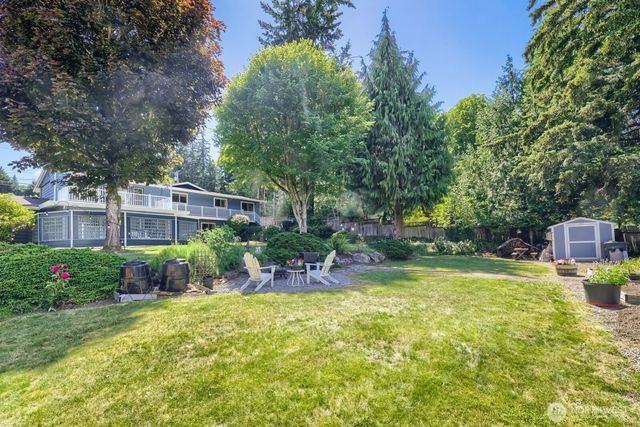 6332 NE 196th Street, Kenmore, WA 98028