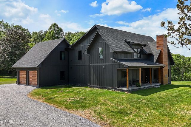 405 Community Drive, Madisonville, TN 37354