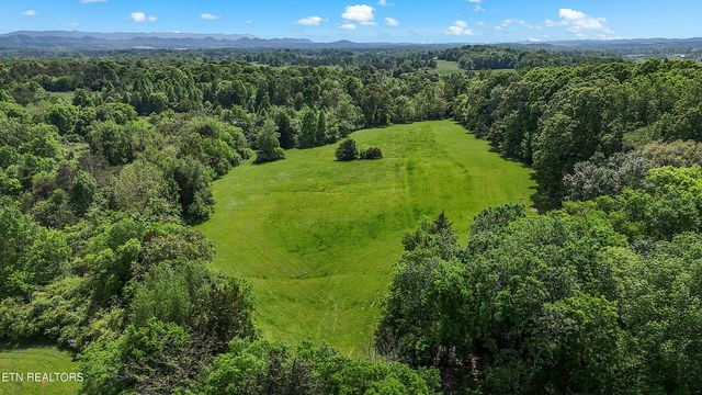 405 Community Drive, Madisonville, TN 37354
