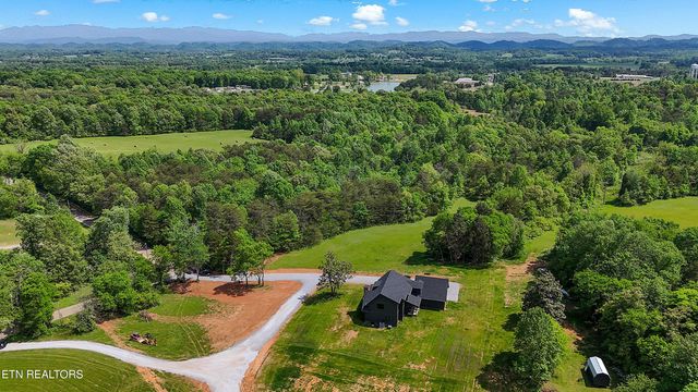 405 Community Drive, Madisonville, TN 37354
