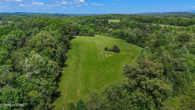 405 Community Drive, Madisonville, TN 37354