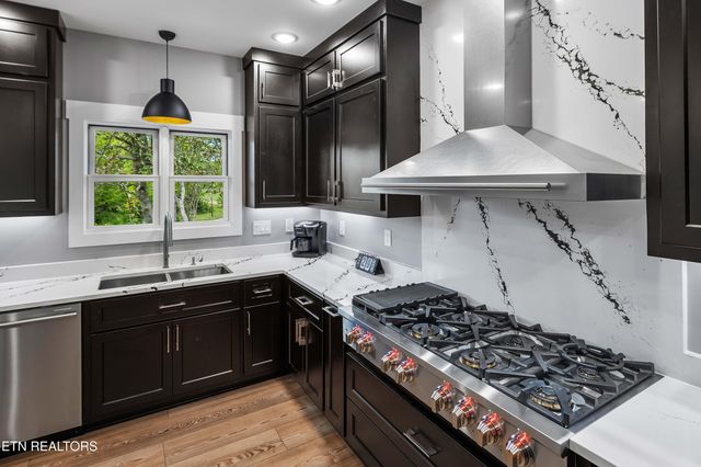 405 Community Drive, Madisonville, TN 37354