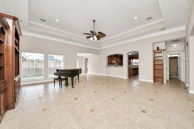 1103 Wakefield Drive, Houston, TX 77018