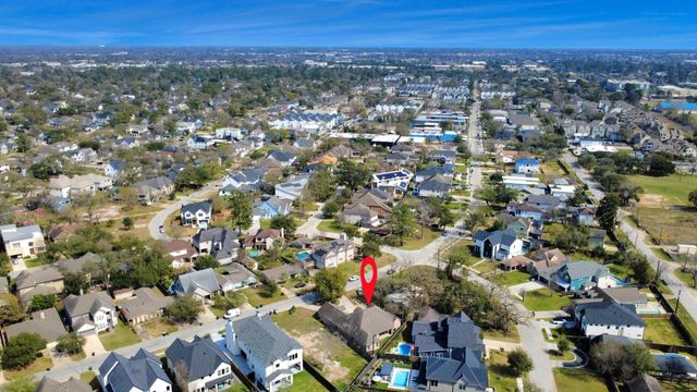 1103 Wakefield Drive, Houston, TX 77018