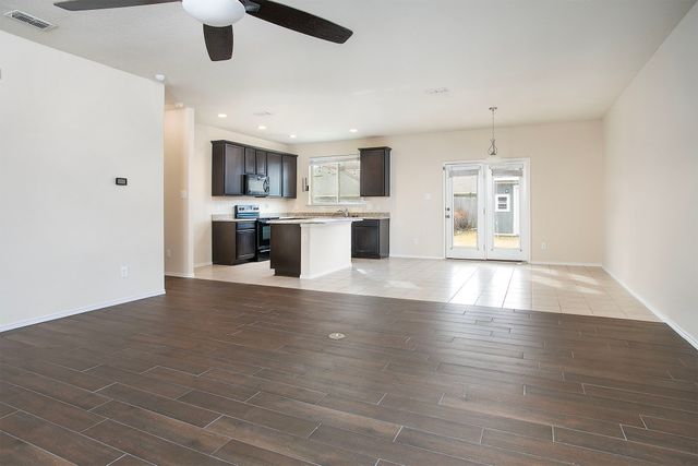 3105 Cassinia Pkwy, Heartland, TX 75126